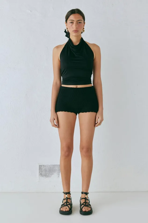 Women VRG GRL Sleeveless Noa Top Black