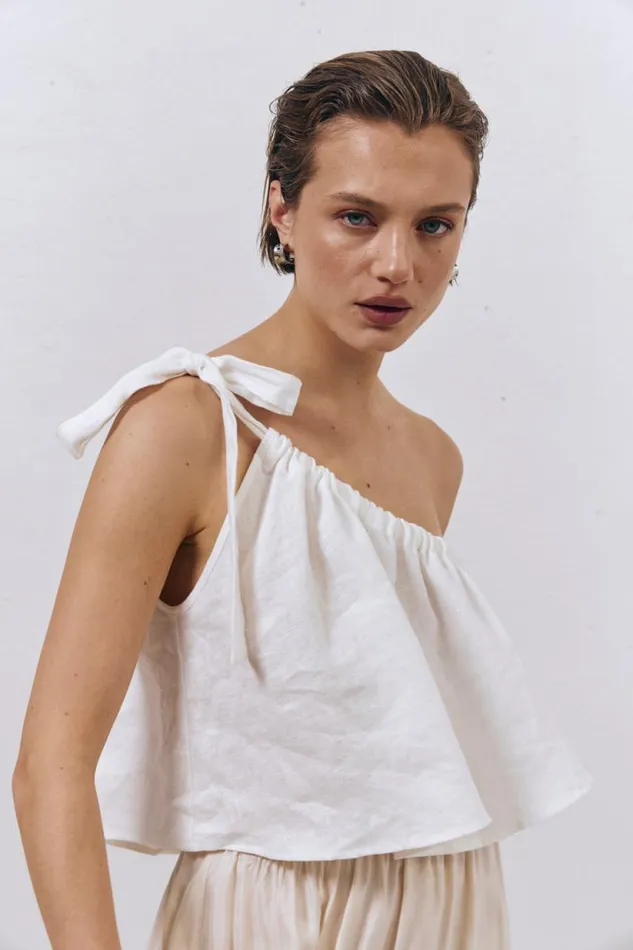 Women VRG GRL Sleeveless Slow Living Linen Top White Women VRG GRL Sleeveless Slow Living Linen Top White