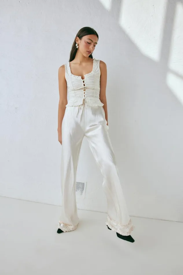 Women VRG GRL Sleeveless Vida Top White Women VRG GRL Sleeveless Vida Top White