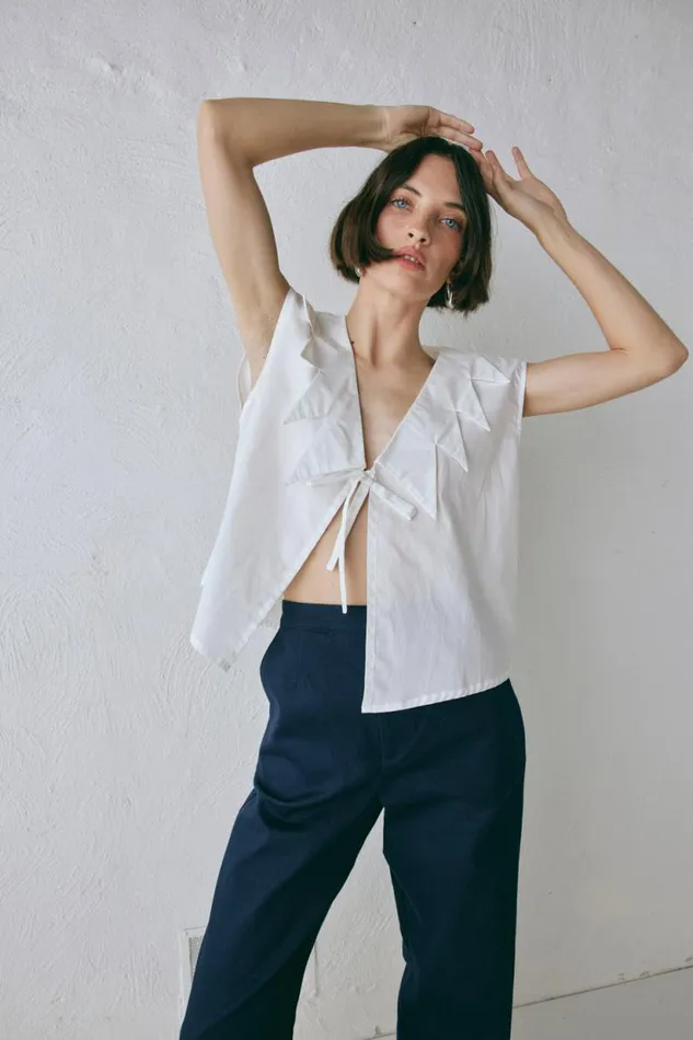 Women VRG GRL Sleeveless Zella Top White