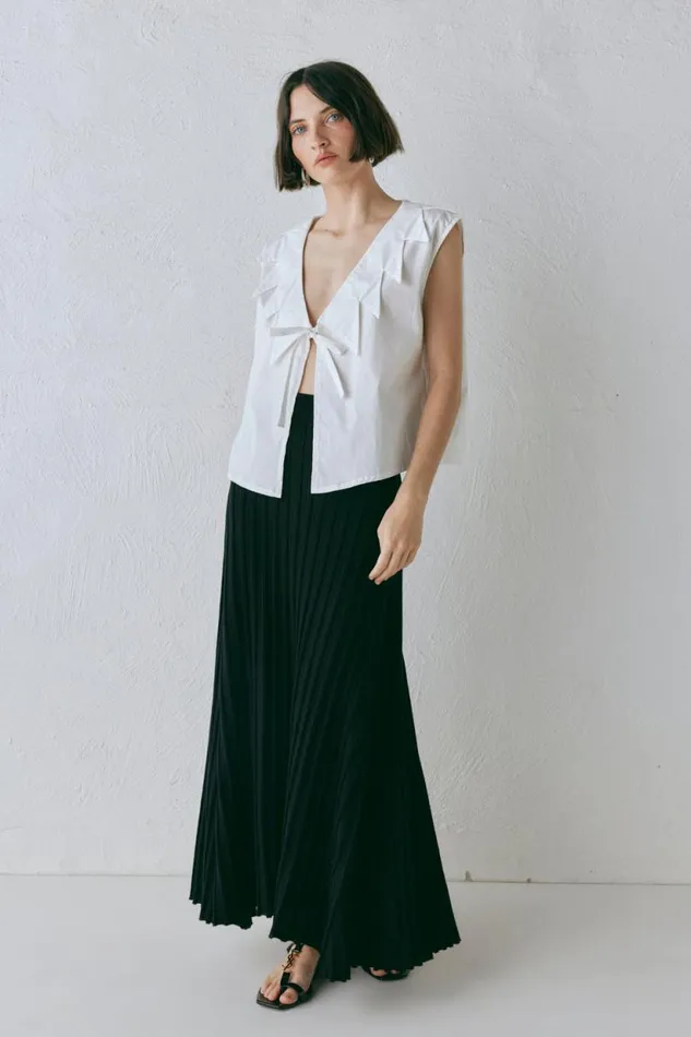 Women VRG GRL Sleeveless Zella Top White Women VRG GRL Sleeveless Zella Top White