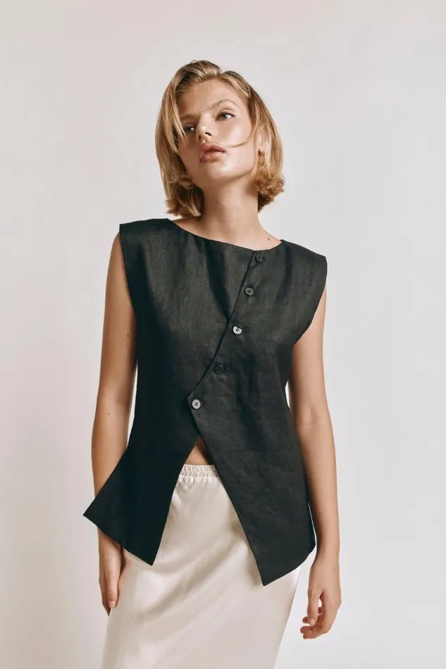 Women VRG GRL Vests Aria Vest Black